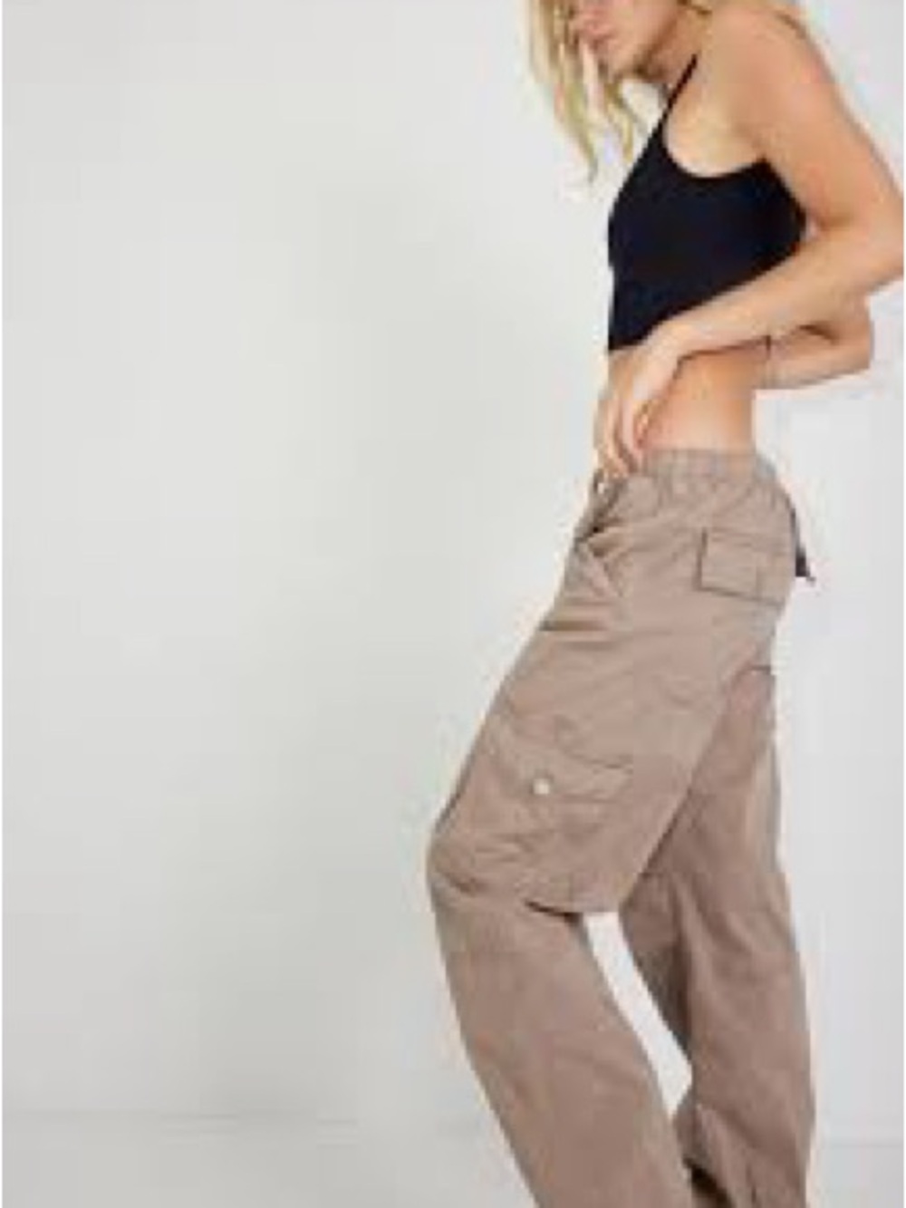 Garage Women’s Cargo Pants in Beige